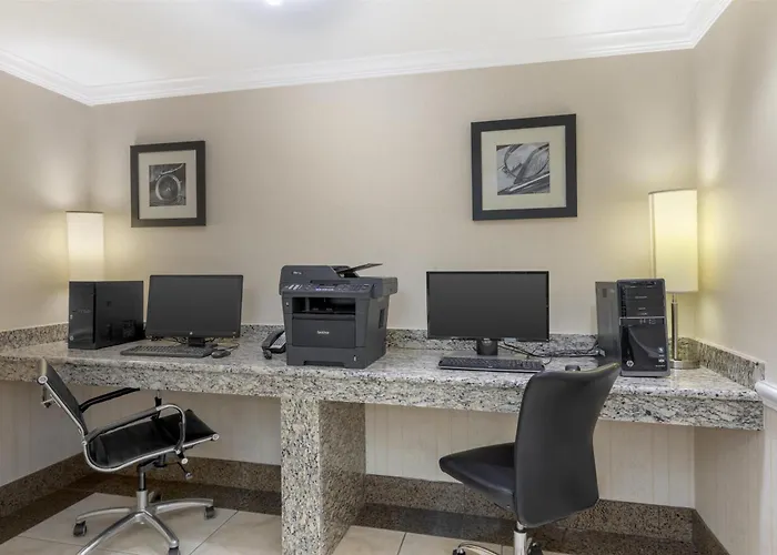 Best Western Plus Waxahachie Inn & Suites