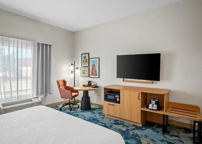 Hampton Inn And Suites Waxahachie